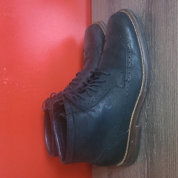 Cole haan black leather boots/shoes size 8 men - Picture 1 of 10